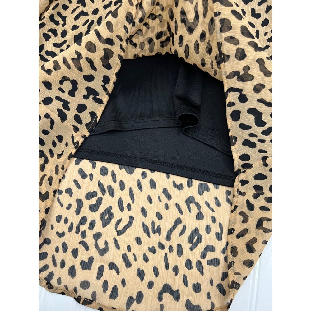 Caramela Leopard Print V-Neck Sheer‎ High-Low Blouse Women's size Medium - Picture 3 of 8